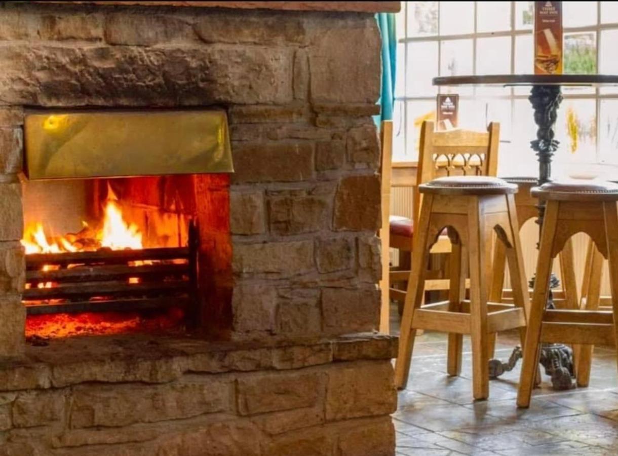 The Three Way Inn Enniskillen Esterno foto