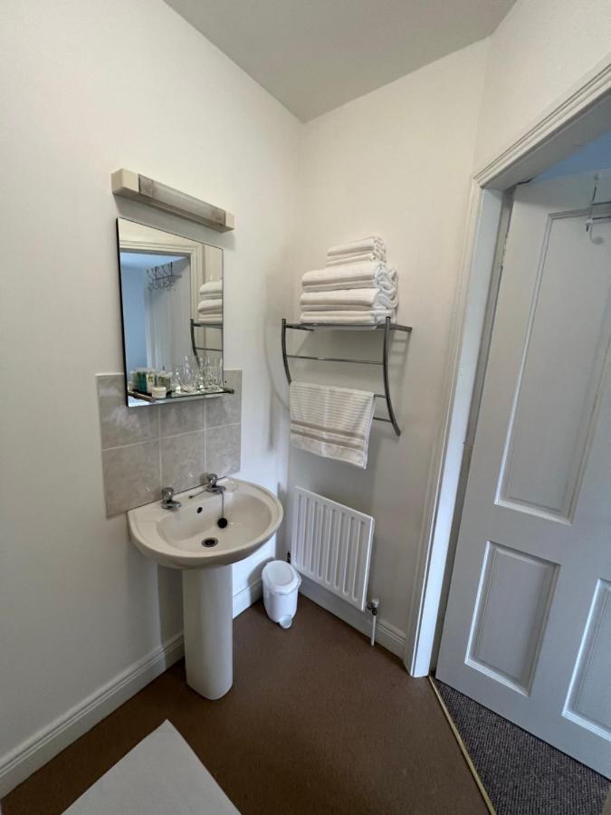 The Three Way Inn Enniskillen Esterno foto