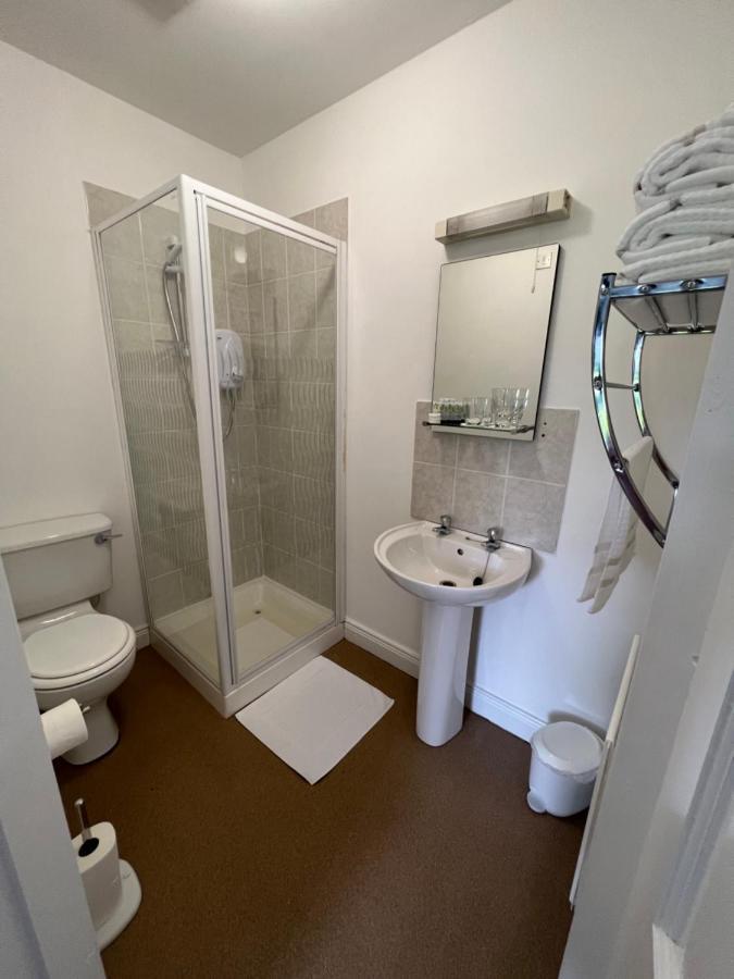 The Three Way Inn Enniskillen Esterno foto